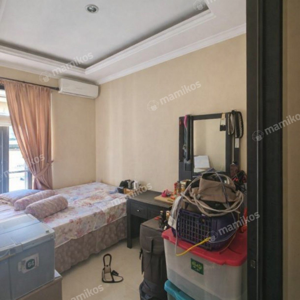 Rumah Sertifikat SHM 4 Kamar Tidur 3 Kamar Mandi Kembangan Jakarta Barat - Photo 3