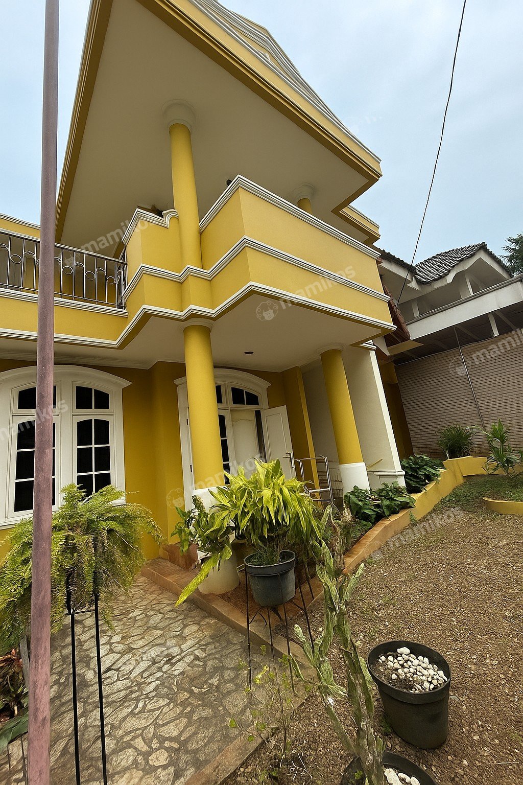 Rumah Sertifikat SHM 4 Kamar Tidur 3 Kamar Mandi Cirendeu Jakarta Selatan - Photo 2