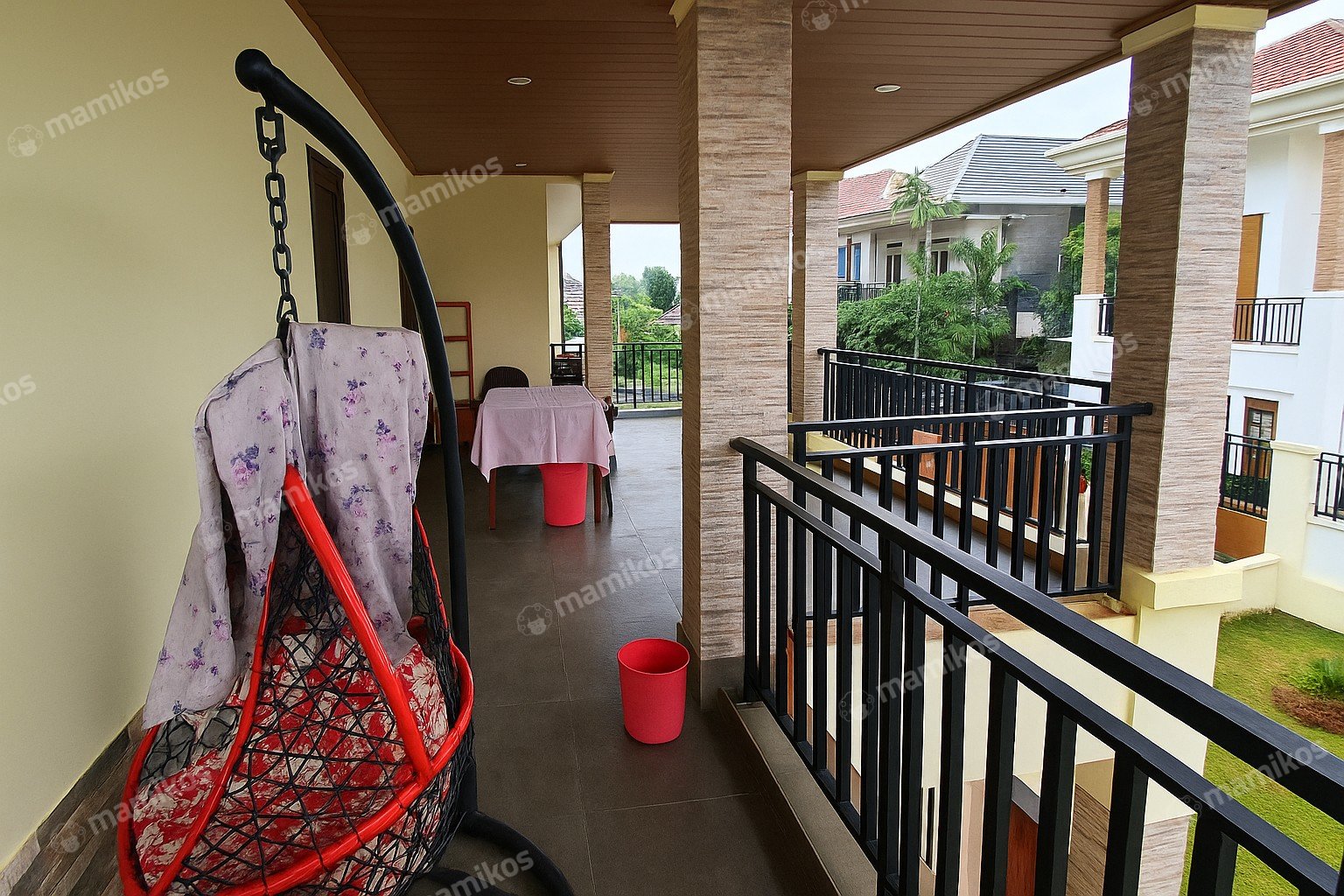 Rumah Sertifikat SHM 4 Kamar Tidur 4 Kamar Mandi Citra Grand Jakarta Timur - Photo 2