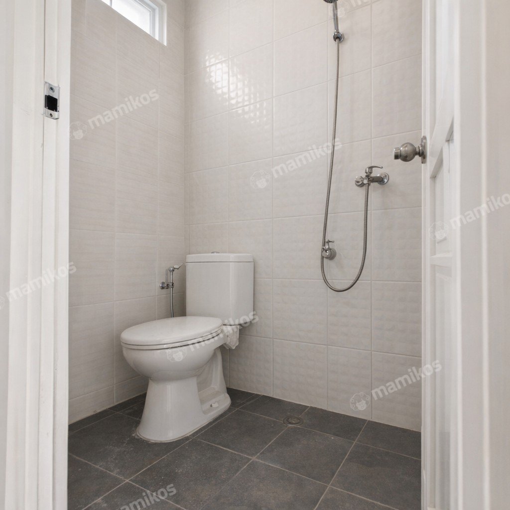 Rumah Sertifikat SHM 3 Kamar Tidur 2 Kamar Mandi Jatiwaringin Jakarta Timur - Photo 4