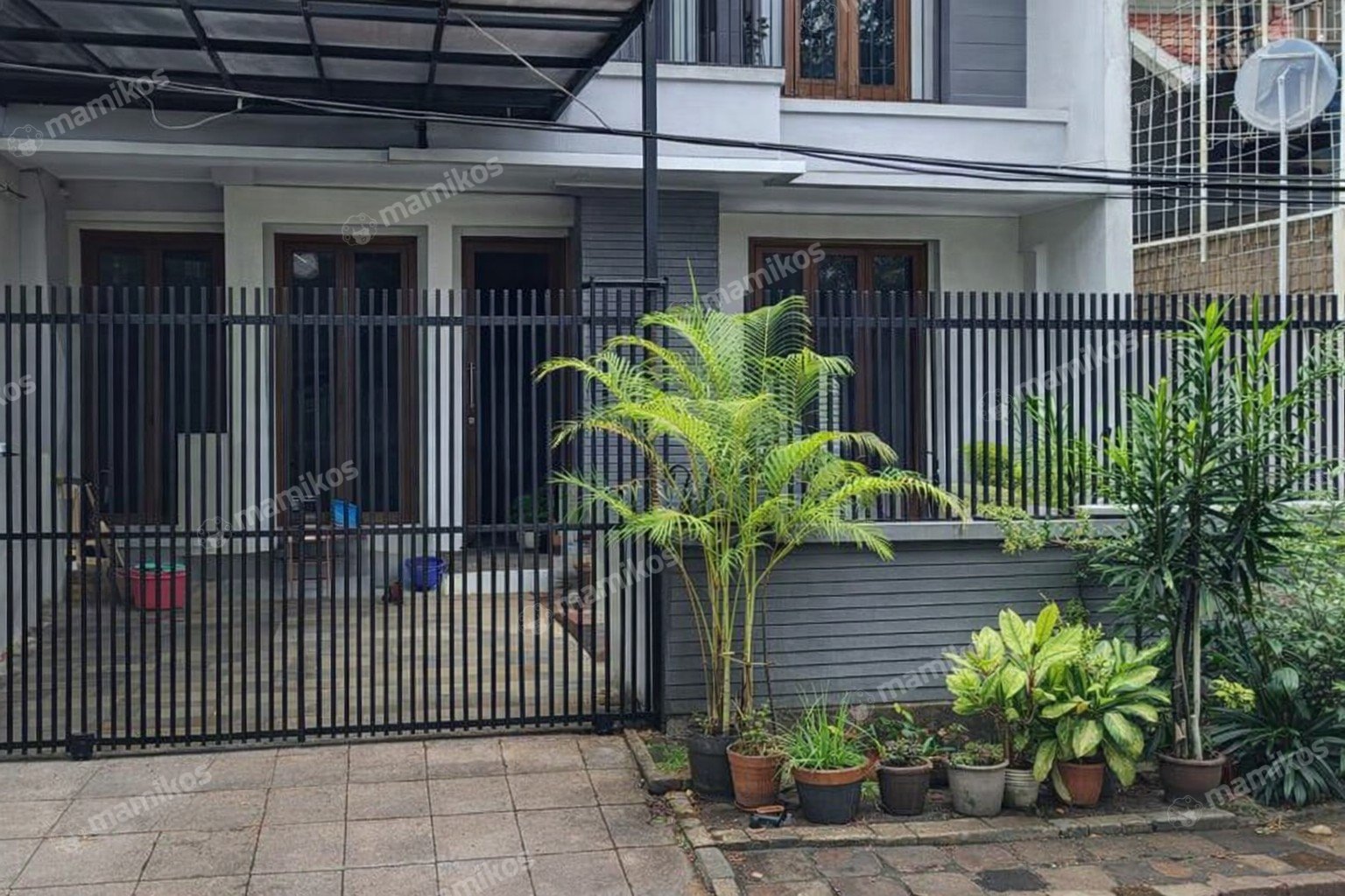 Rumah Sertifikat SHM 4 Kamar Tidur 4 Kamar Mandi Pondok Indah Jakarta Selatan