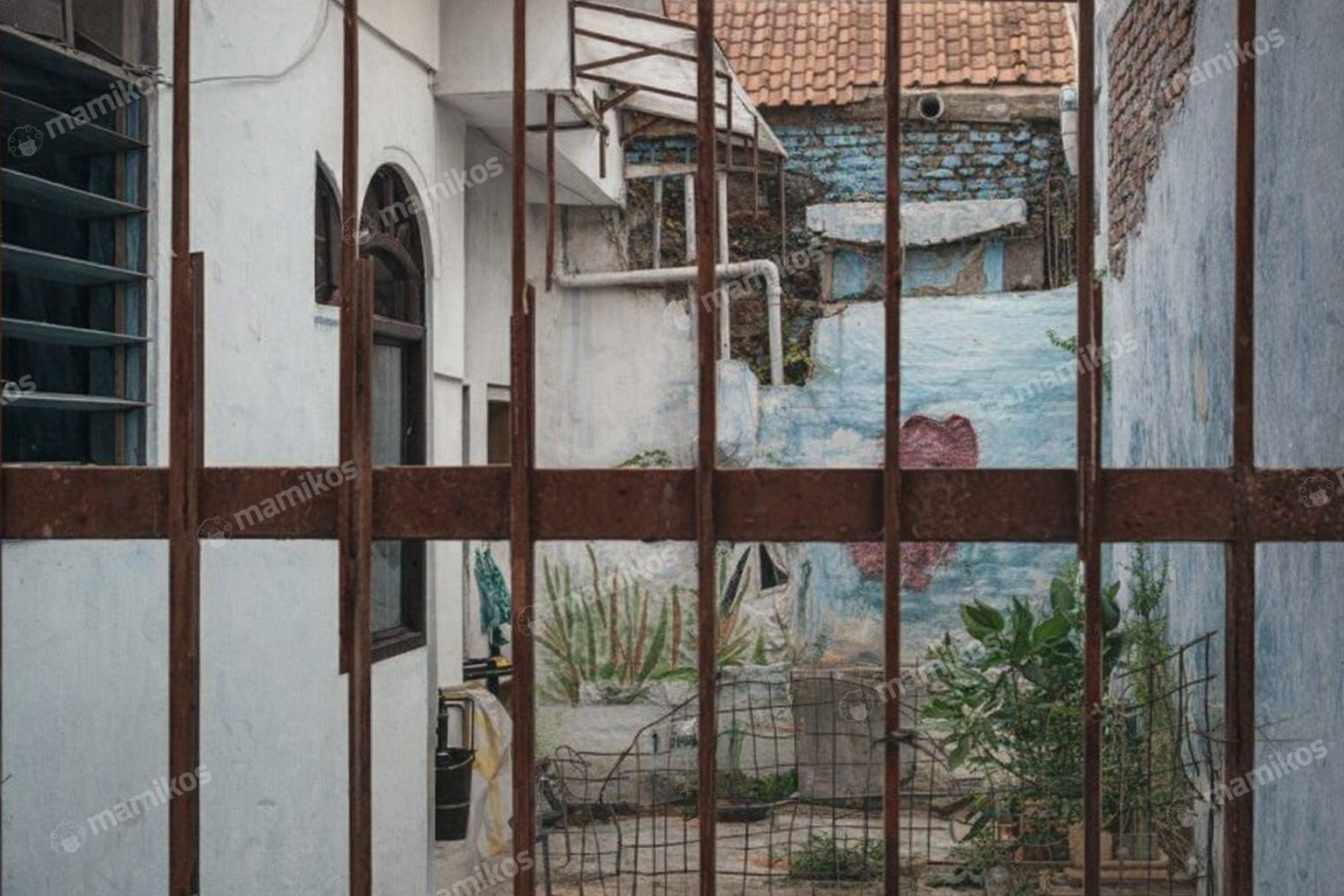 Rumah Sertifikat SHM 4 Kamar Tidur 1 Kamar Mandi Kedoya Jakarta Barat