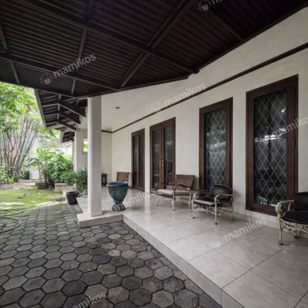 Rumah Sertifikat SHM 4 Kamar Tidur 6 Kamar Mandi Cipete Jakarta Selatan - Photo 2