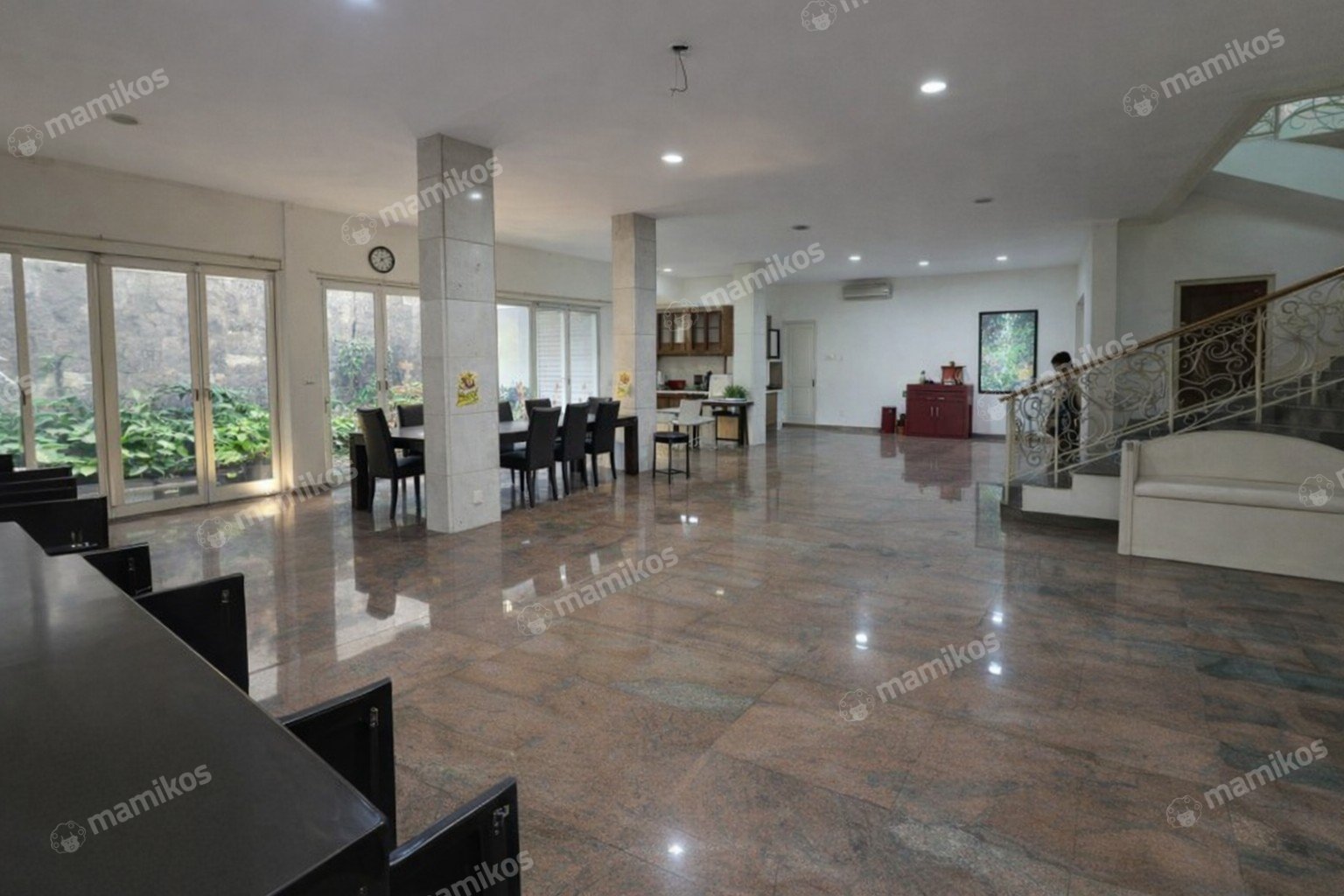 Rumah 5KT 5KM Puri Indah Jakarta Barat