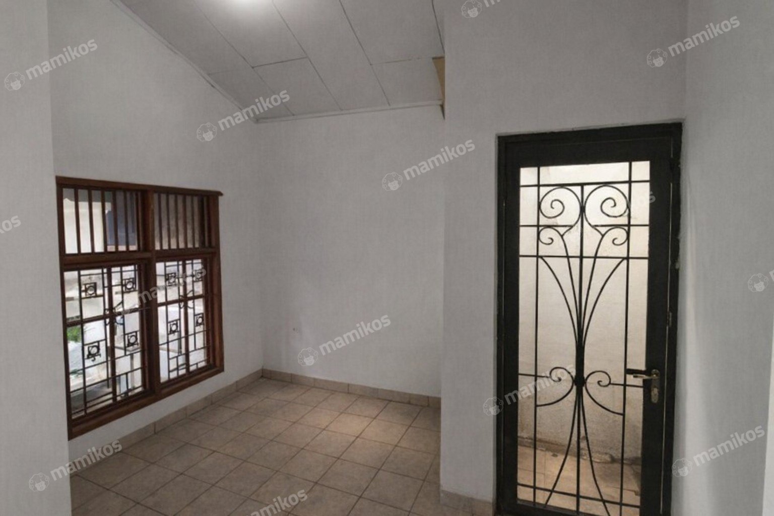 Rumah Sertifikat SHM 2 Kamar Tidur 1 Kamar Mandi Kalideres Jakarta Barat - Photo 3
