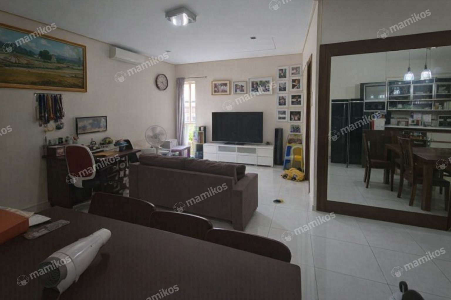 Rumah Sertifikat SHM 6 Kamar Tidur 4 Kamar Mandi Taman Surya Jakarta Barat - Photo 4