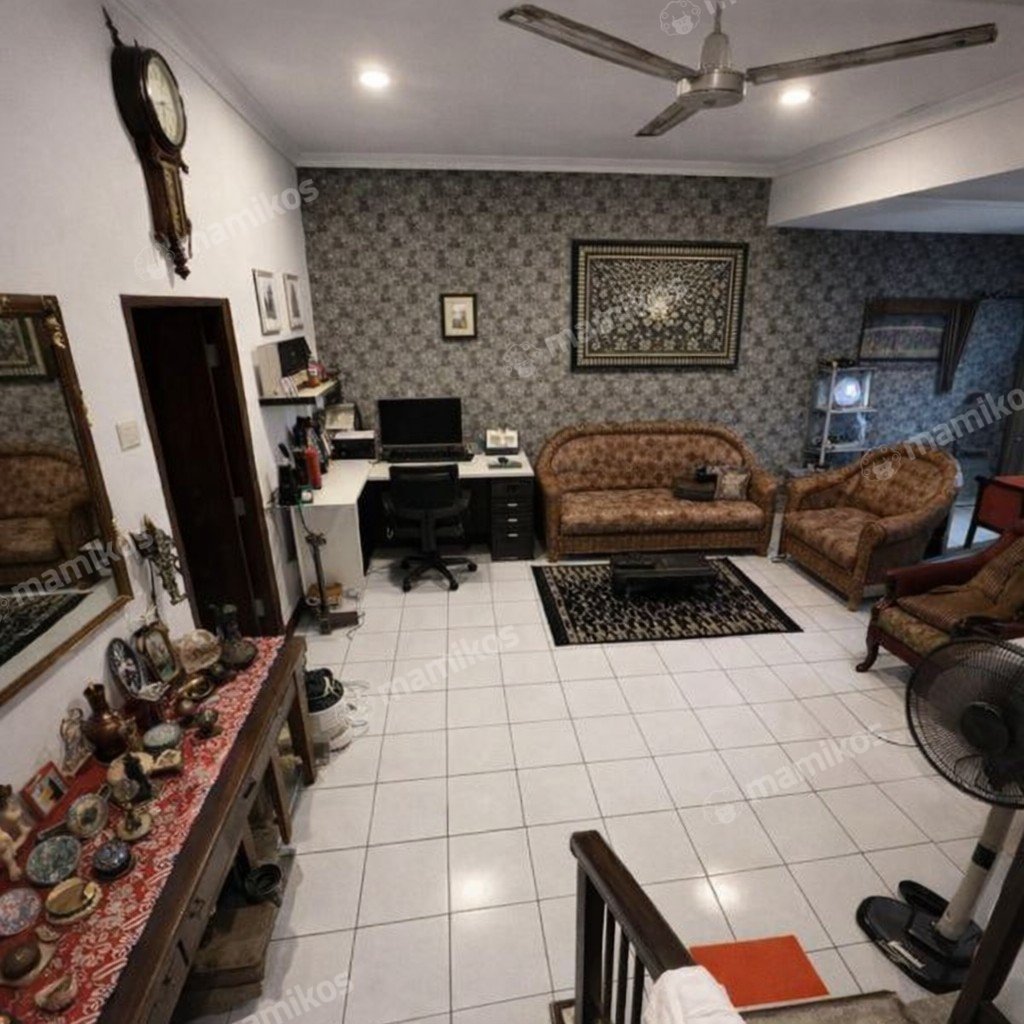 Rumah Sertifikat SHM 5 Kamar Tidur 3 Kamar Mandi Gandaria Jakarta Selatan - Photo 3