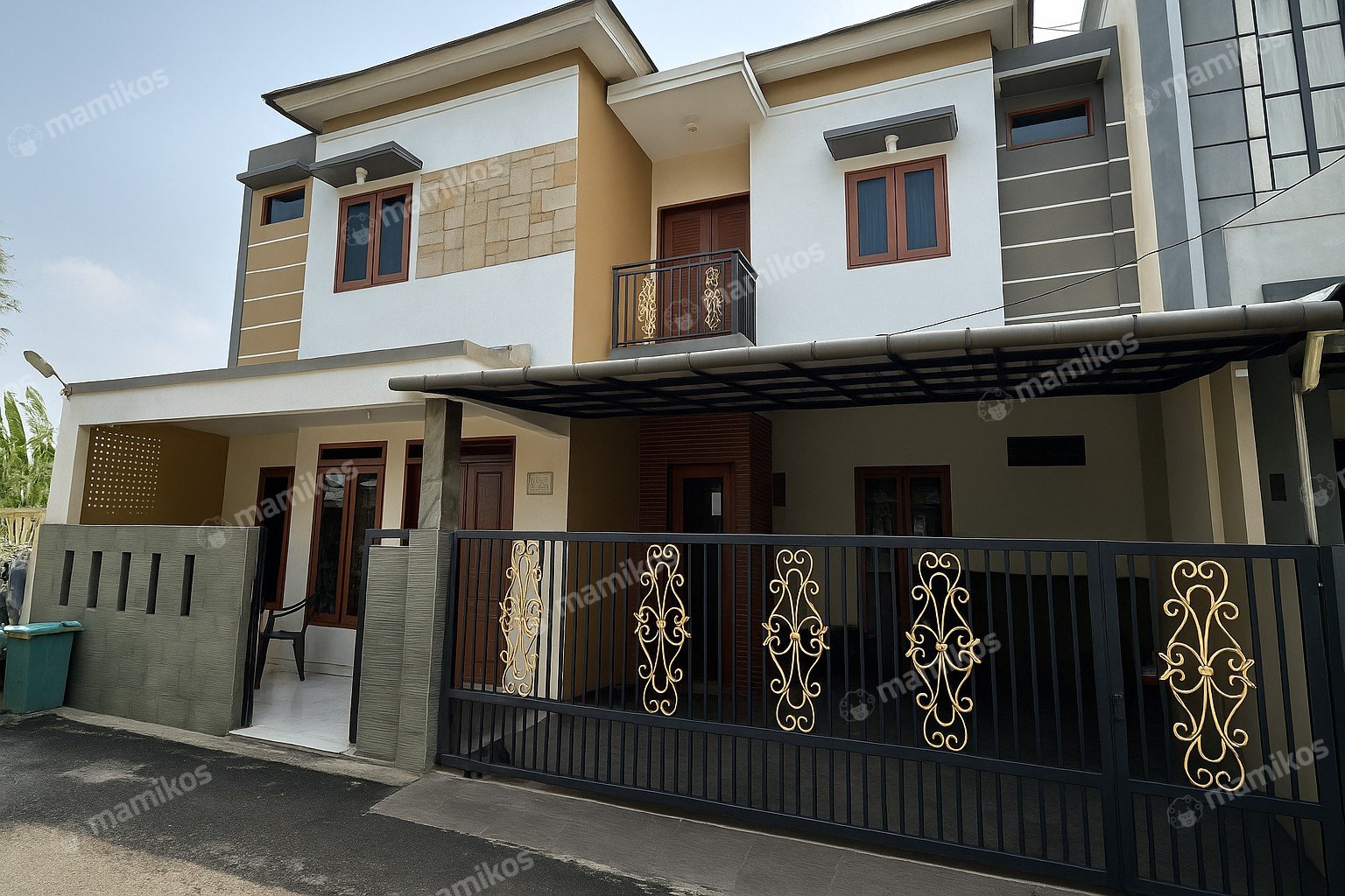 Rumah Sertifikat SHM 4 Kamar Tidur 5 Kamar Mandi Ciracas Jakarta Timur