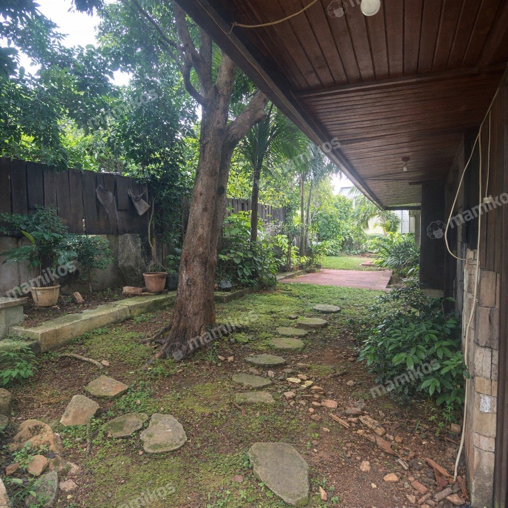 Rumah Sertifikat SHM 3 Kamar Tidur 2 Kamar Mandi Radio Dalam Jakarta Selatan - Photo 2