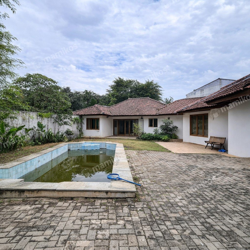 Rumah Sertifikat SHM 7 Kamar Tidur 5 Kamar Mandi Kemang Jakarta Selatan - Photo 2
