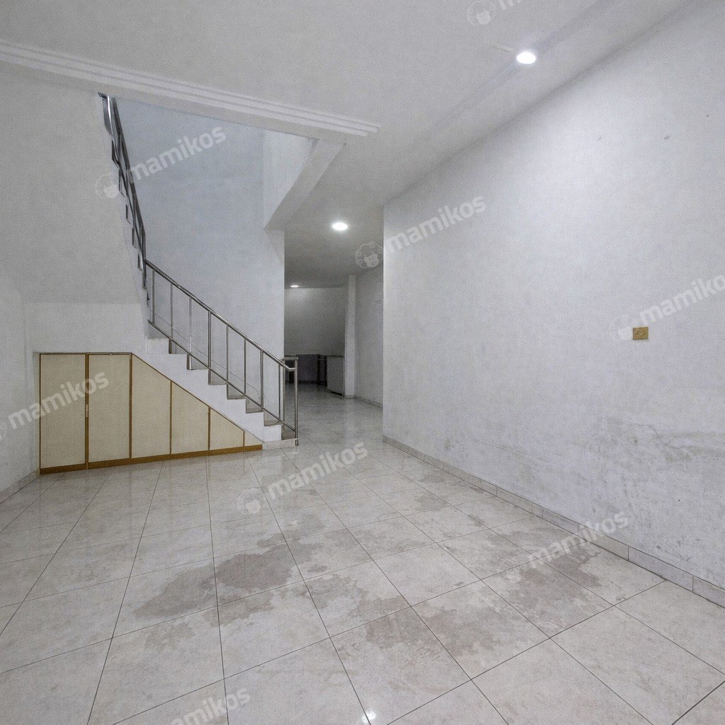 Rumah Sertifikat SHM 3 Kamar Tidur 3 Kamar Mandi Puri Indah Jakarta Barat - Photo 3