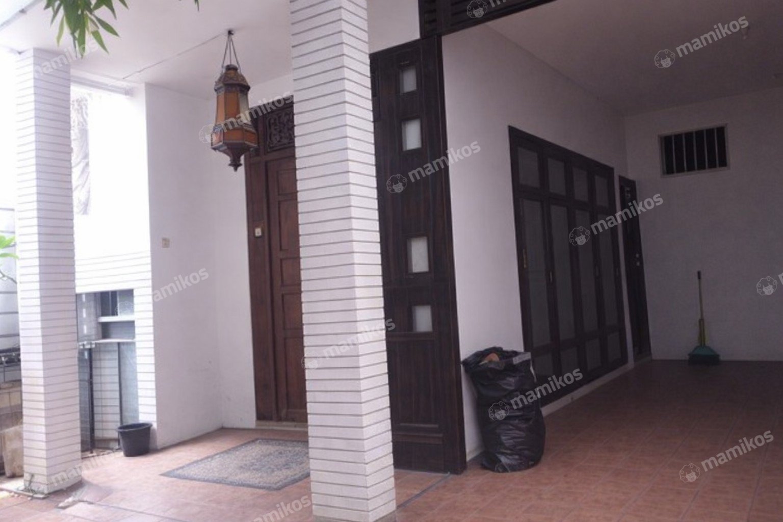 Rumah Sertifikat SHM 5 Kamar Tidur 3 Kamar Mandi Praja Dalam Jakarta Selatan