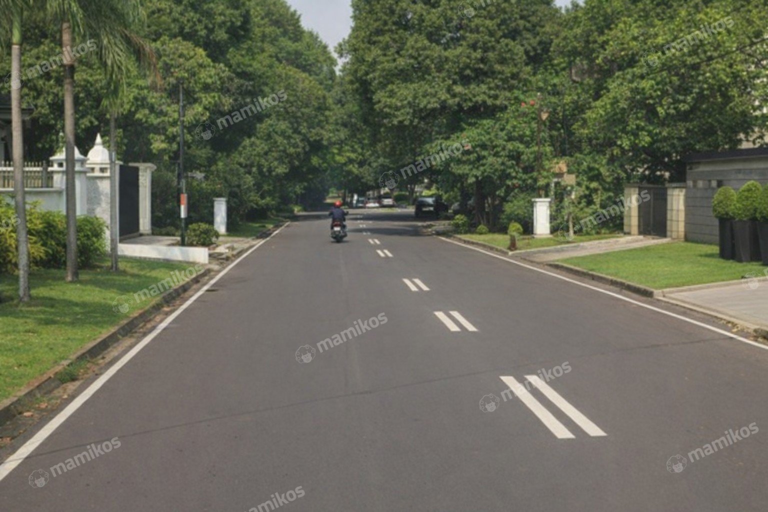 Rumah Sertifikat SHM 5 Kamar Tidur 5 Kamar Mandi Pondok Indah Jakarta Selatan