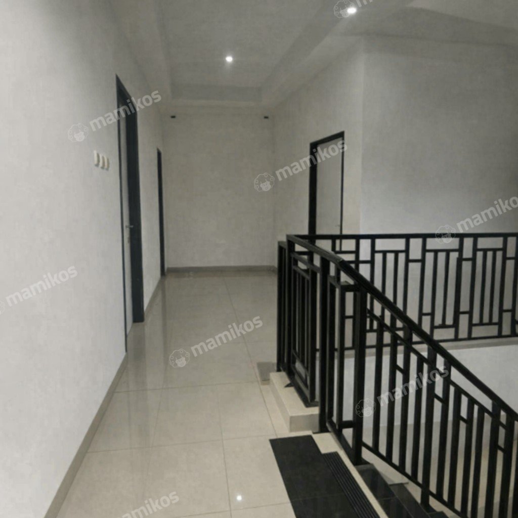Rumah Baru Sertifikat SHM 4 Kamar Tidur Jatiwaringin Jakarta Timur - Photo 4