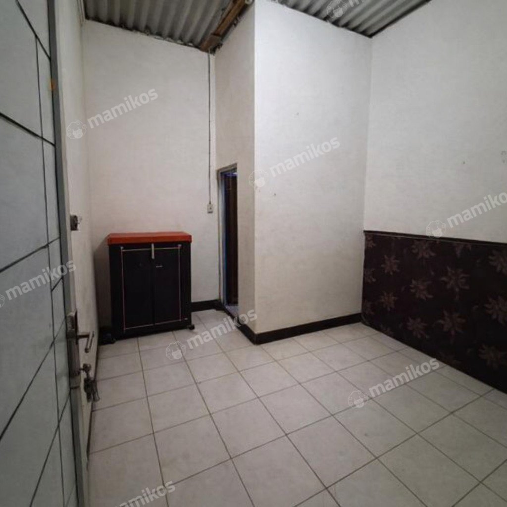 Rumah Sertifikat SHM 7 Kamar Tidur 7 Kamar Mandi Kalideres Jakarta Barat - Photo 4