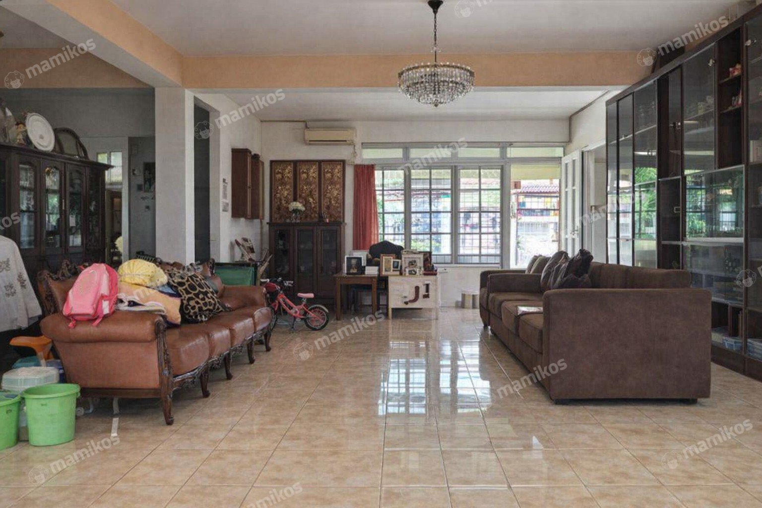 Rumah Sertifikat HGB 3 Kamar Tidur 2 Kamar Mandi Joglo Jakarta Barat