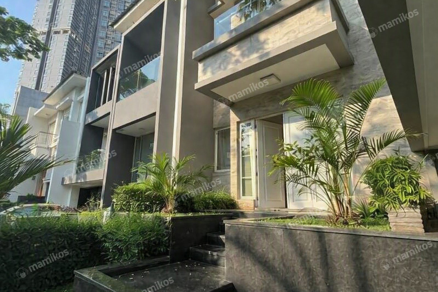 Rumah Sertifikat SHM 4 Kamar Tidur 4 Kamar Mandi Pantai Indah Kapuk Jakarta Utara