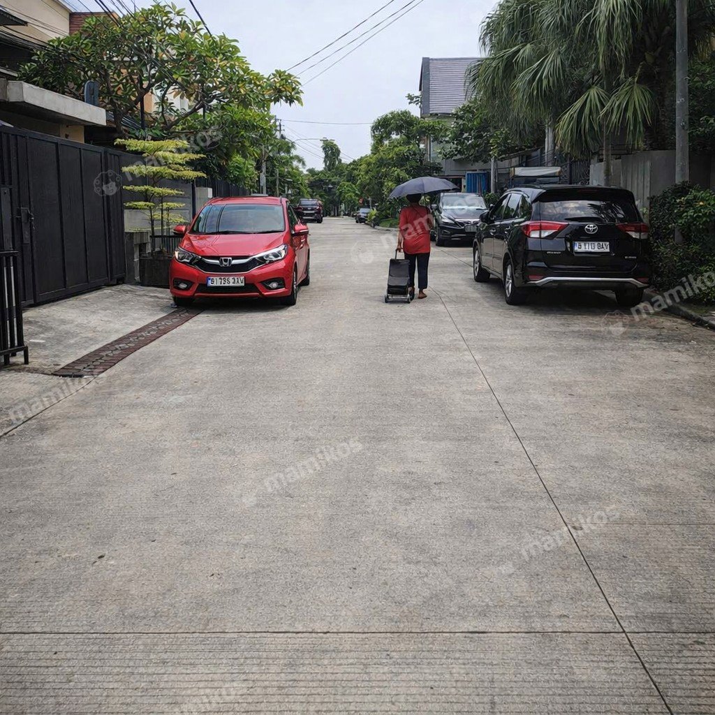Rumah Sertifikat SHM 4 Kamar Tidur 3 Kamar Mandi Kedoya Utara Jakarta Barat - Photo 2