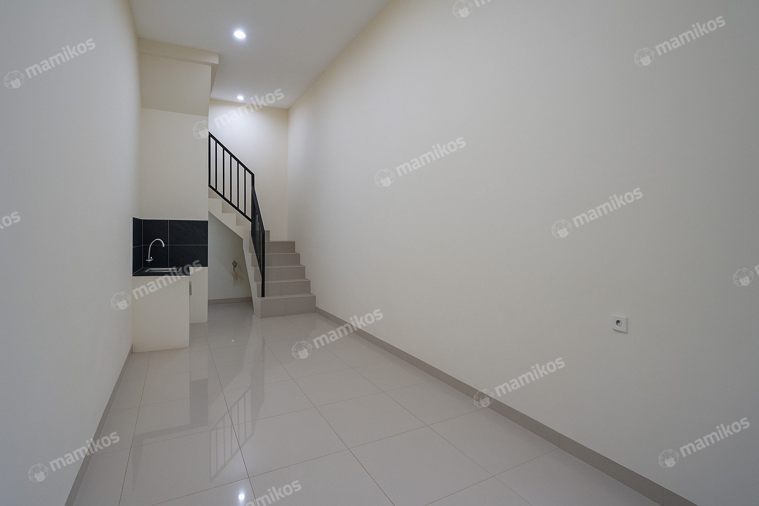 Rumah Sertifikat SHM 3 Kamar Tidur 3 Kamar Mandi Duri Kepa Jakarta Barat - Photo 4
