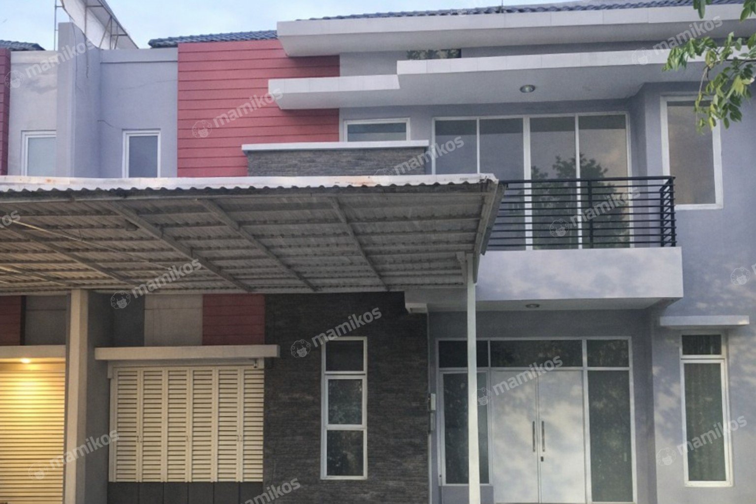 Rumah 4KT 3KM Green Lake City Jakarta Barat