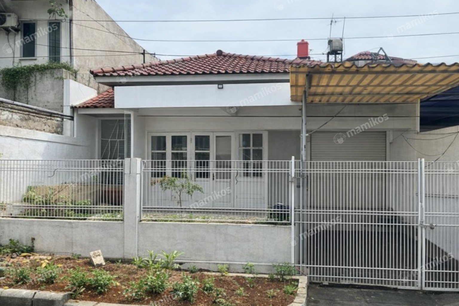 Rumah Sertifikat SHM 2 Kamar Tidur 2 Kamar Mandi Pondok Indah Jakarta Selatan