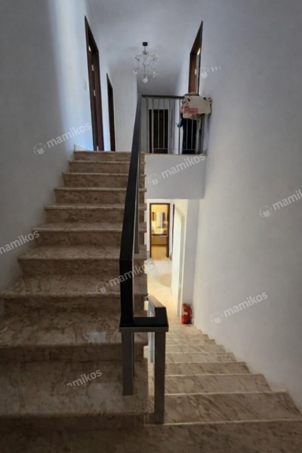 Rumah 4 Kamar Tidur 4 Kamar Mandi 1 Lantai Pantai Indah Kapuk 2 Jakarta Utara - Photo 5