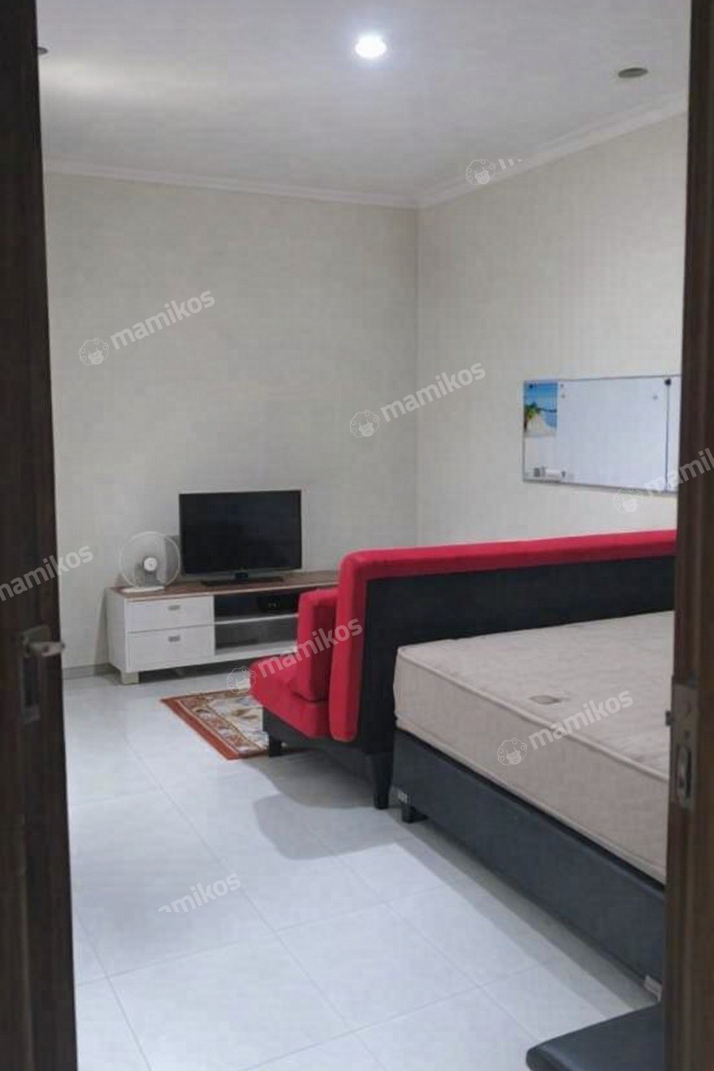Rumah 7 Kamar Tidur 6 Kamar Mandi 2 Lantai Duren Sawit Jakarta Timur - Photo 2