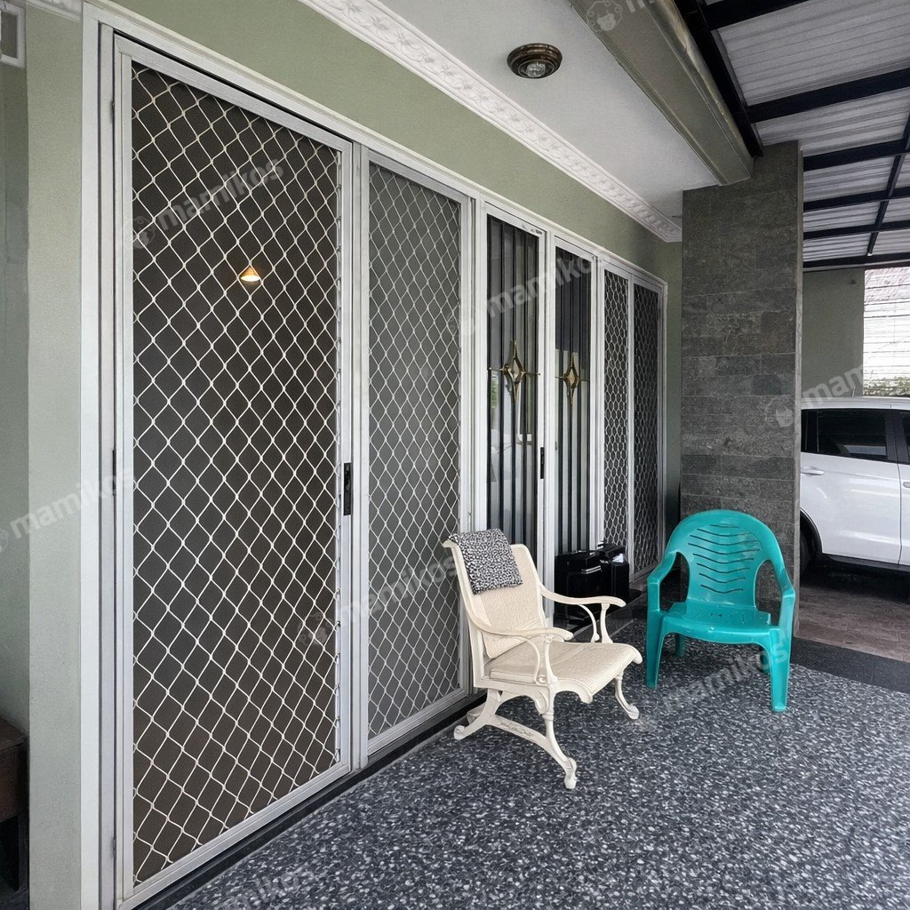 Rumah Sertifikat SHM 4 Kamar Tidur 4 Kamar Mandi Cakung Jakarta Timur - Photo 2