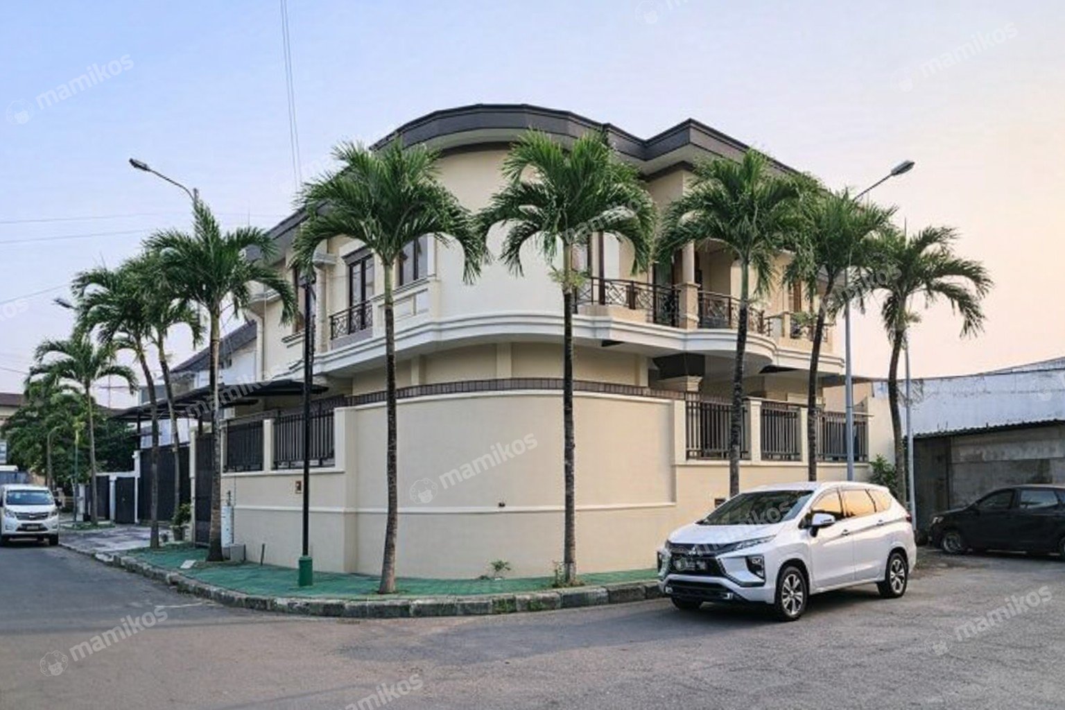 Rumah 4KT 3KM Puri Indah Jakarta Barat