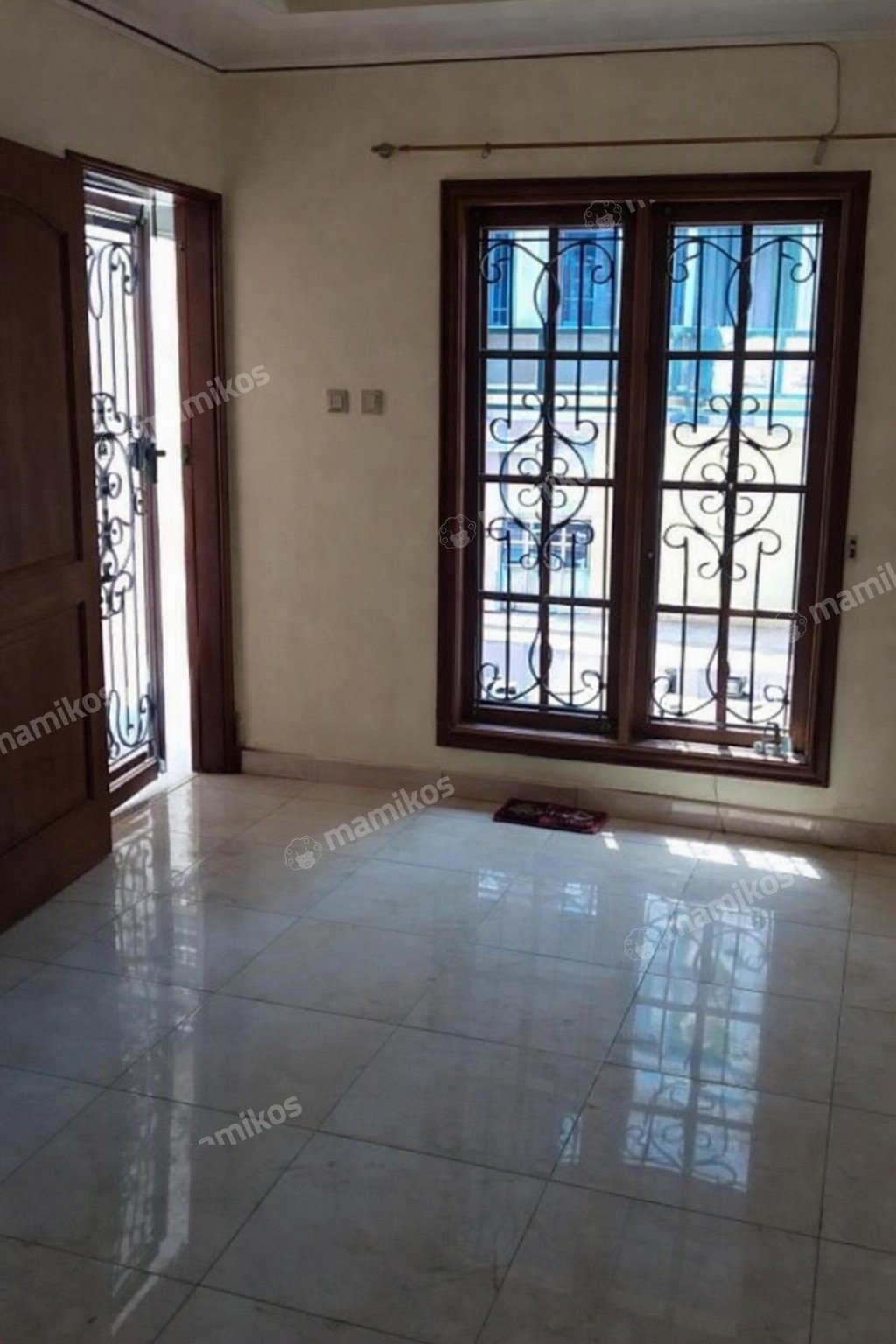Rumah Sertifikat SHM 2 Kamar Tidur 2 Kamar Mandi Sunter Jakarta Utara - Photo 2
