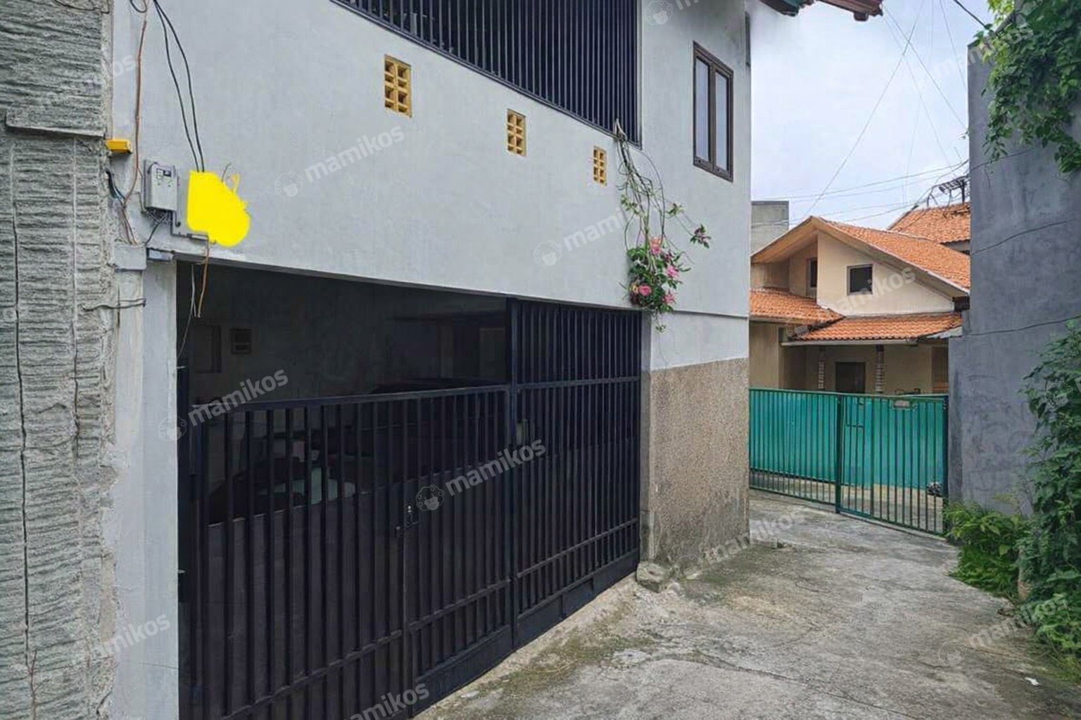 Rumah Sertifikat SHM 4 Kamar Tidur 2 Kamar Mandi Kemanggisan Jakarta Barat