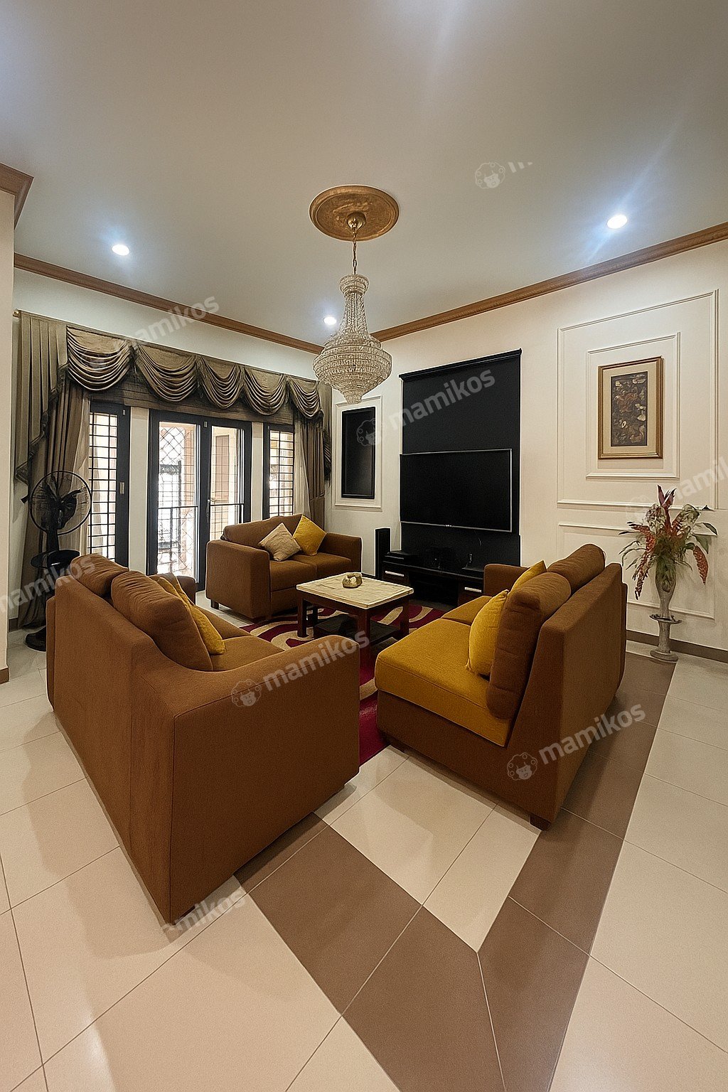 Rumah Sertifikat SHM 5 Kamar Tidur 5 Kamar Mandi Kebon Jeruk Jakarta Barat - Photo 2
