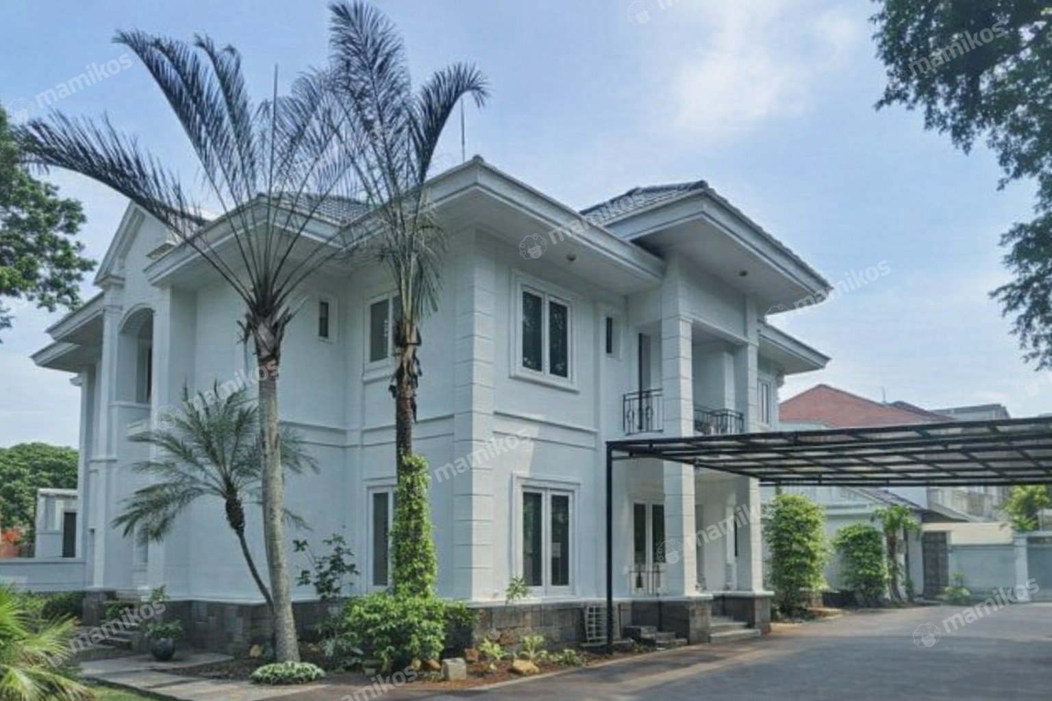 Rumah Sertifikat SHM 9 Kamar Tidur 6 Kamar Mandi Kebayoran Baru Jakarta Selatan