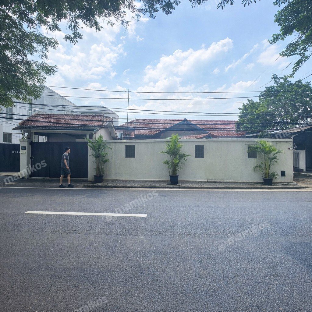 Rumah Sertifikat SHM 11 Kamar Tidur 10 Kamar Mandi Bangka Jakarta Selatan - Photo 5