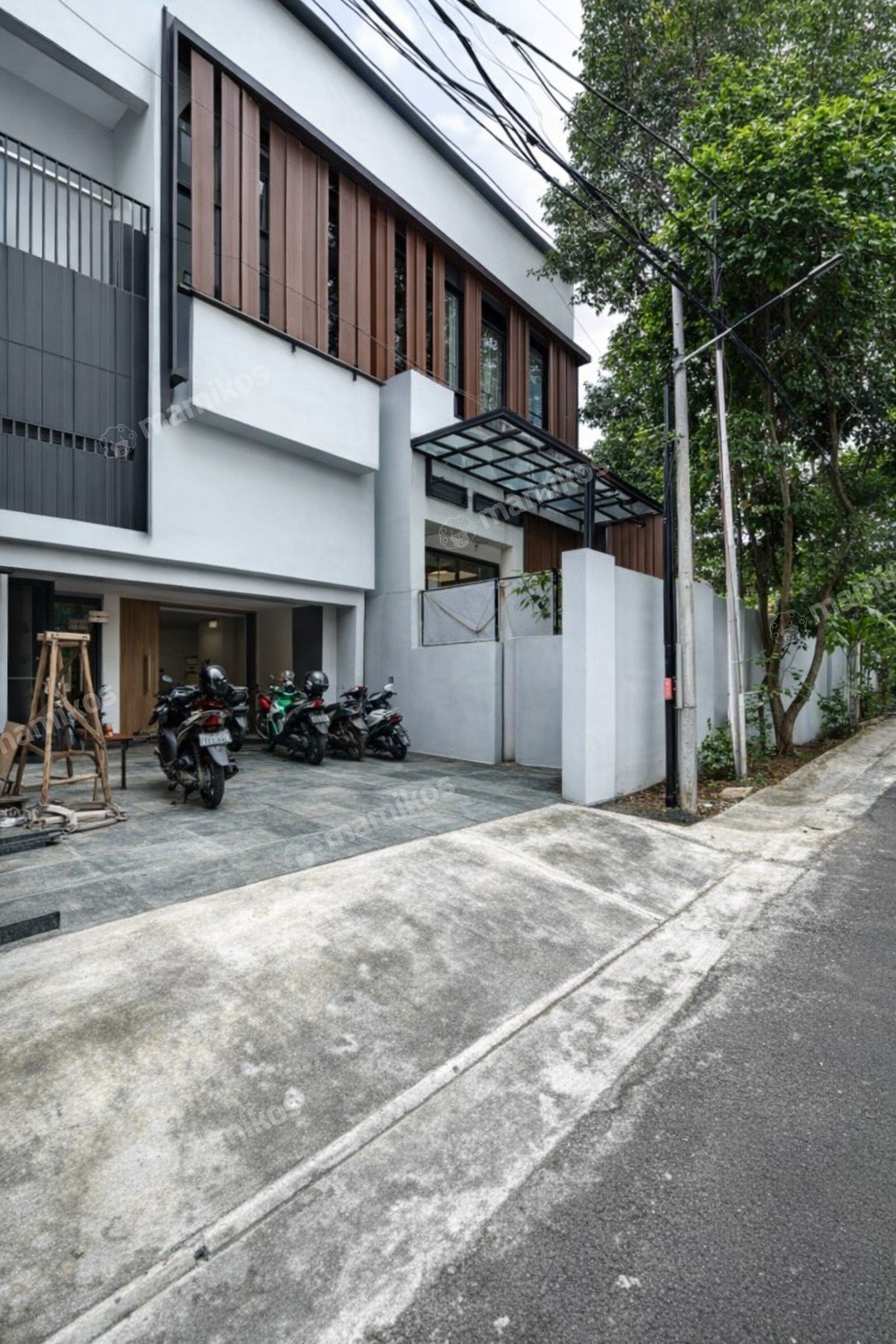 Rumah Sertifikat SHM 5 Kamar Tidur 6 Kamar Mandi Kemang Jakarta Selatan - Photo 5