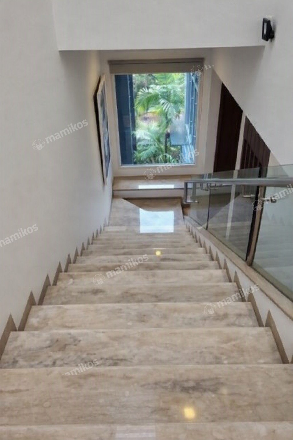 Rumah Sertifikat SHM 8 Kamar Tidur 7 Kamar Mandi Pantai Indah Kapuk Jakarta Utara - Photo 4