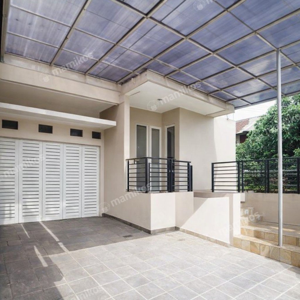 Rumah Sertifikat SHM 7 Kamar Tidur 7 Kamar Mandi Kebon Jeruk Jakarta Barat - Photo 2
