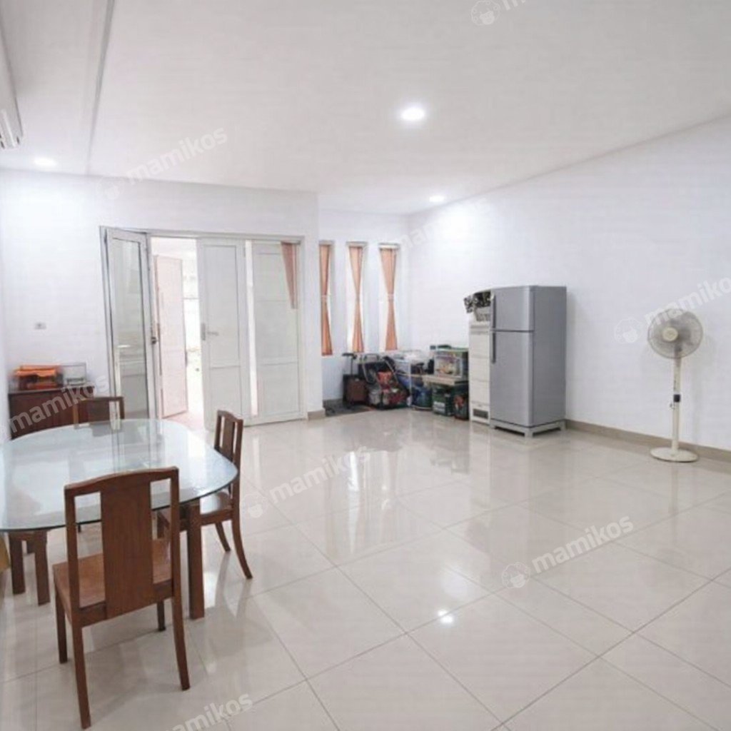 Rumah Sertifikat SHM 7 Kamar Tidur 7 Kamar Mandi Kebon Jeruk Jakarta Barat - Photo 5