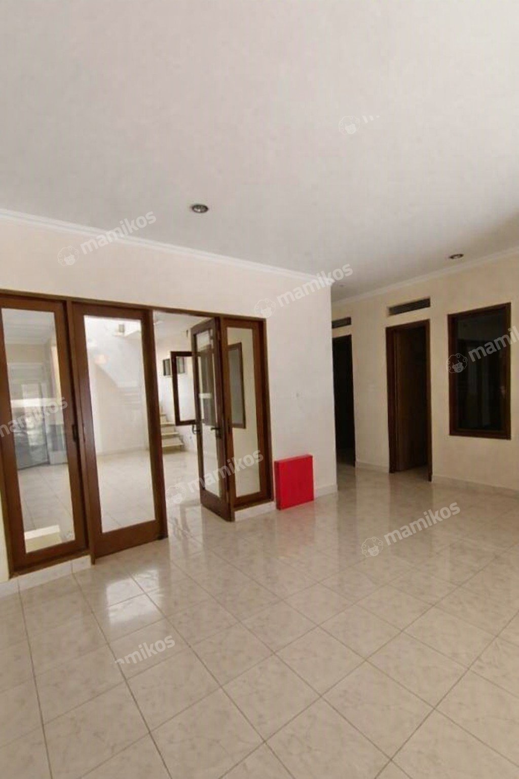 Rumah Sertifikat SHM 4 Kamar Tidur 4 Kamar Mandi Taman Grisenda Jakarta Utara - Photo 2