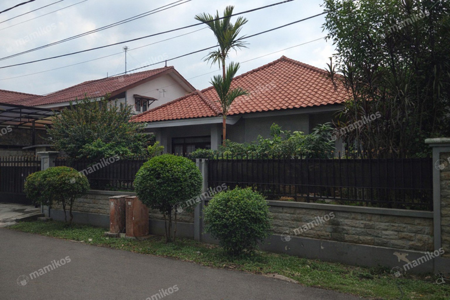 Rumah Sertifikat SHM 5 Kamar Tidur 2 Kamar Mandi Cipinang Jakarta Timur