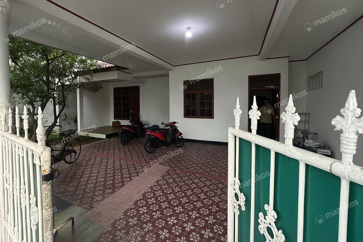 Rumah Sertifikat SHM 6 Kamar Tidur 4 Kamar Mandi Kelapa Gading Jakarta Utara - Photo 4