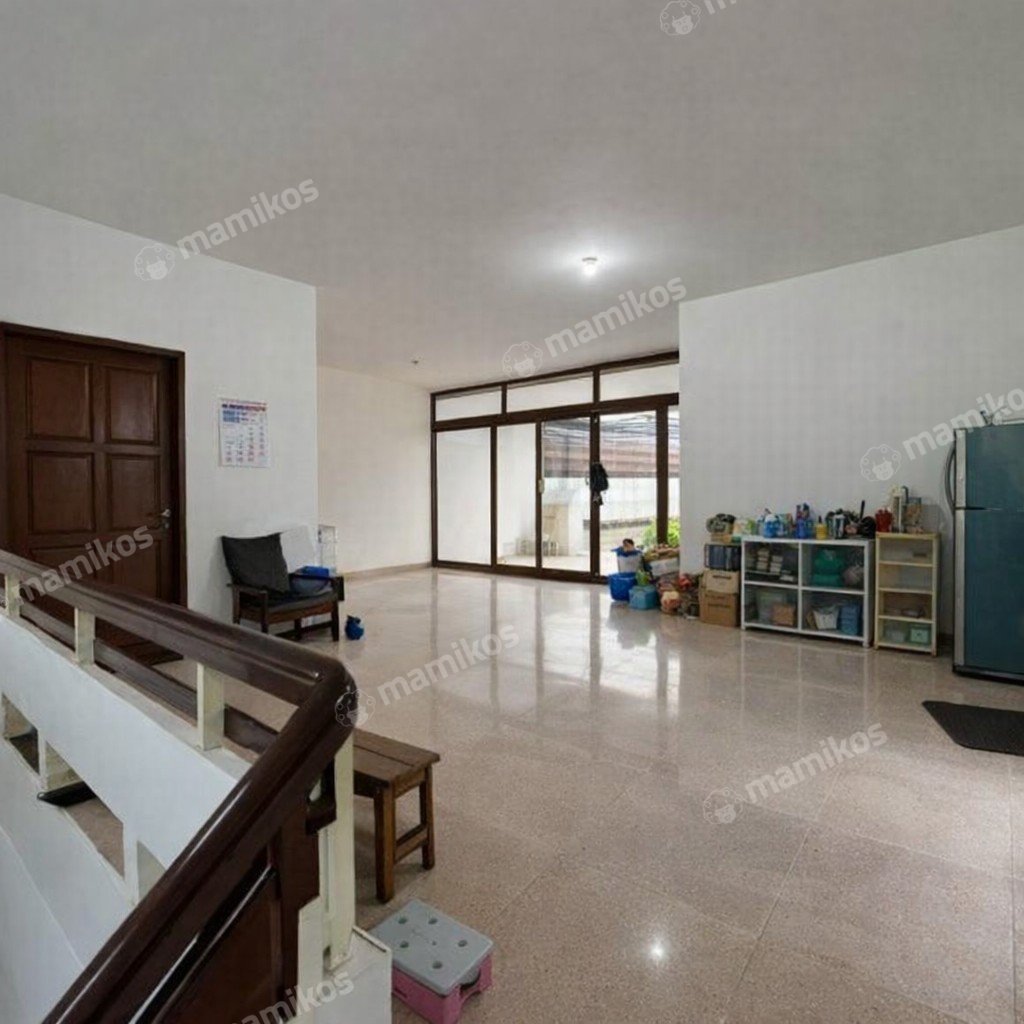 Rumah Sertifikat SHM 4 Kamar Tidur 4 Kamar Mandi Kebayoran Baru Jakarta Selatan - Photo 5