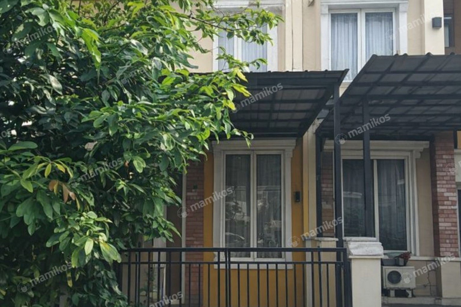 Rumah Sertifikat SHM 2 Kamar Tidur 2 Kamar Mandi Citra Grand Jakarta Timur