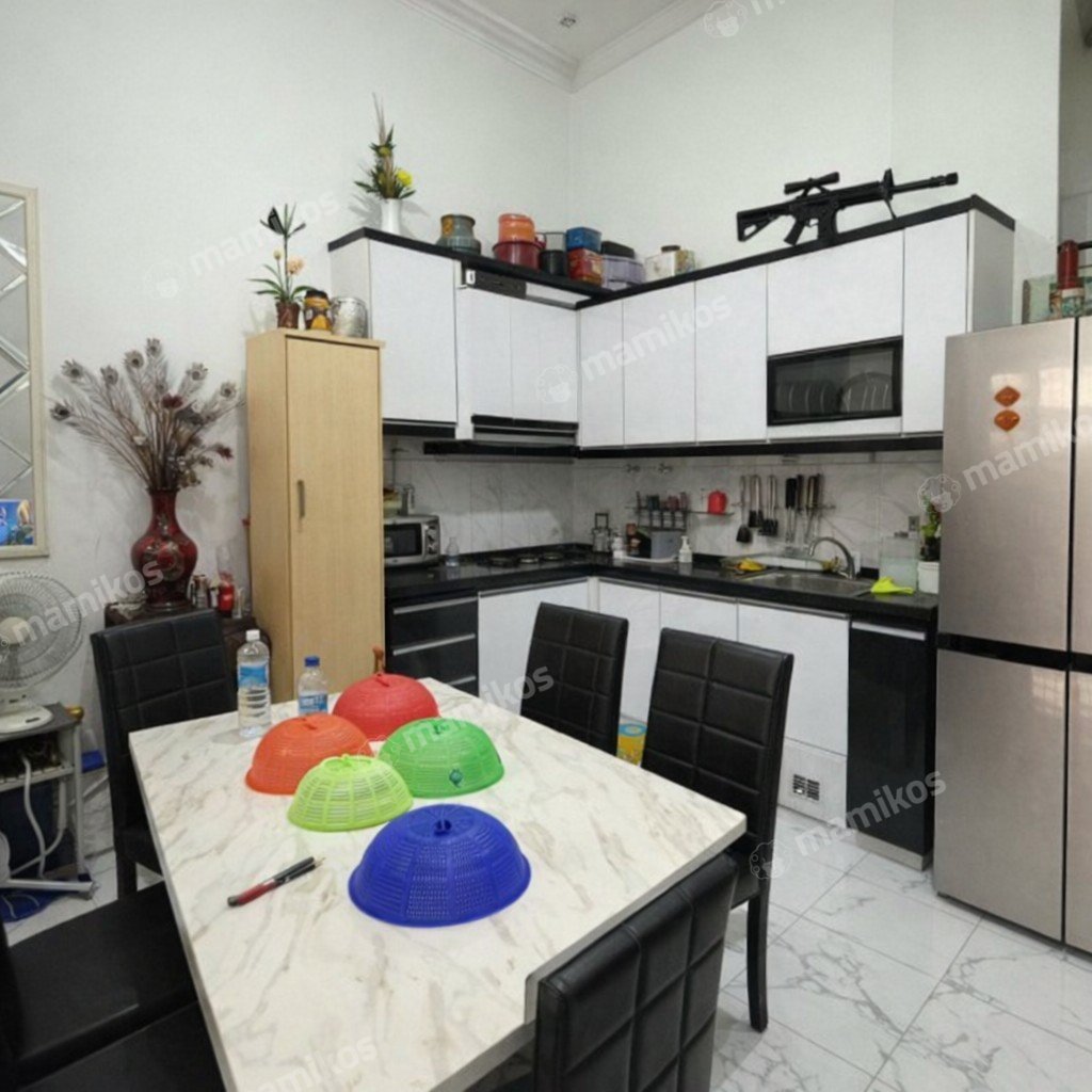Rumah Sertifikat SHM 3 Kamar Tidur 3 Kamar Mandi Jelambar Jakarta Barat - Photo 3