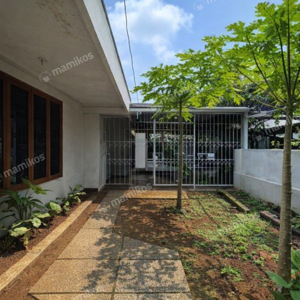 Rumah Sertifikat SHM 4 Kamar Tidur 3 Kamar Mandi Kebayoran Baru Jakarta Selatan - Photo 2