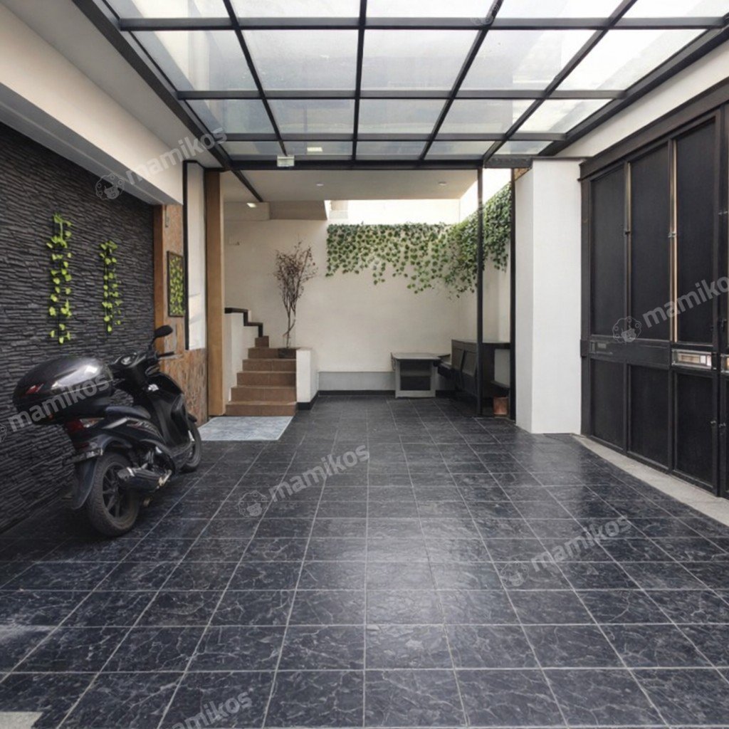 Rumah Sertifikat SHM 3 Kamar Tidur 3 Kamar Mandi Permata Buana Jakarta Barat - Photo 4