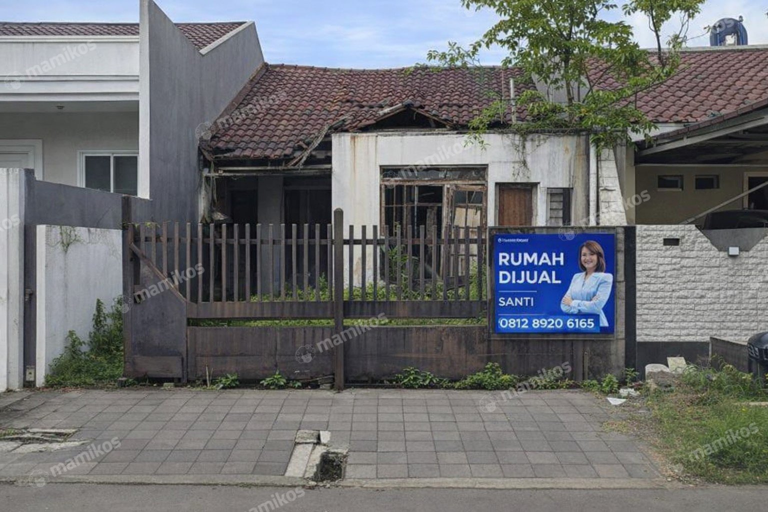 Rumah Sertifikat SHM 3 Kamar Tidur 2 Kamar Mandi Permata Buana Jakarta Barat