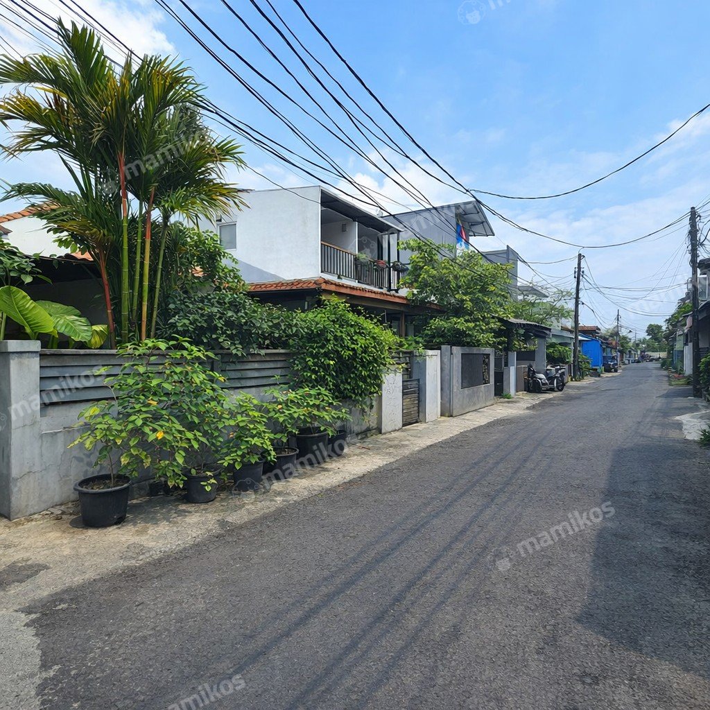 Rumah Sertifikat SHM 3 Kamar Mandi 2 Lantai Fatmawati Jakarta Selatan - Photo 2