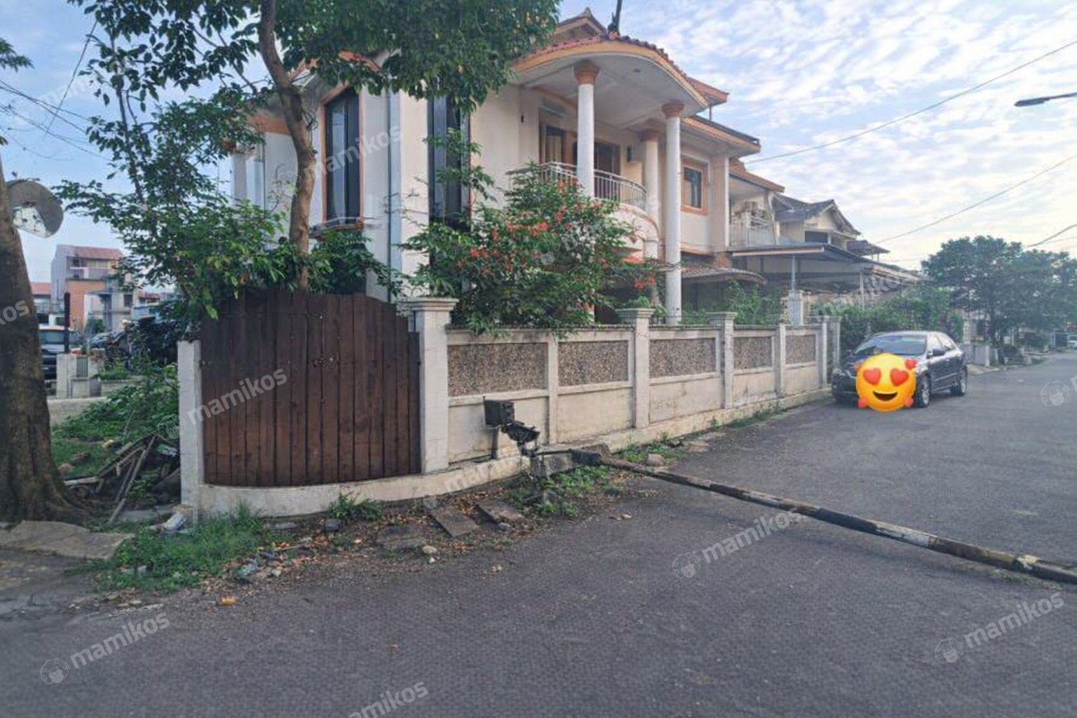 Rumah Sertifikat SHM 4 Kamar Tidur 5 Kamar Mandi Kav DKI Jakarta Barat - Photo 2