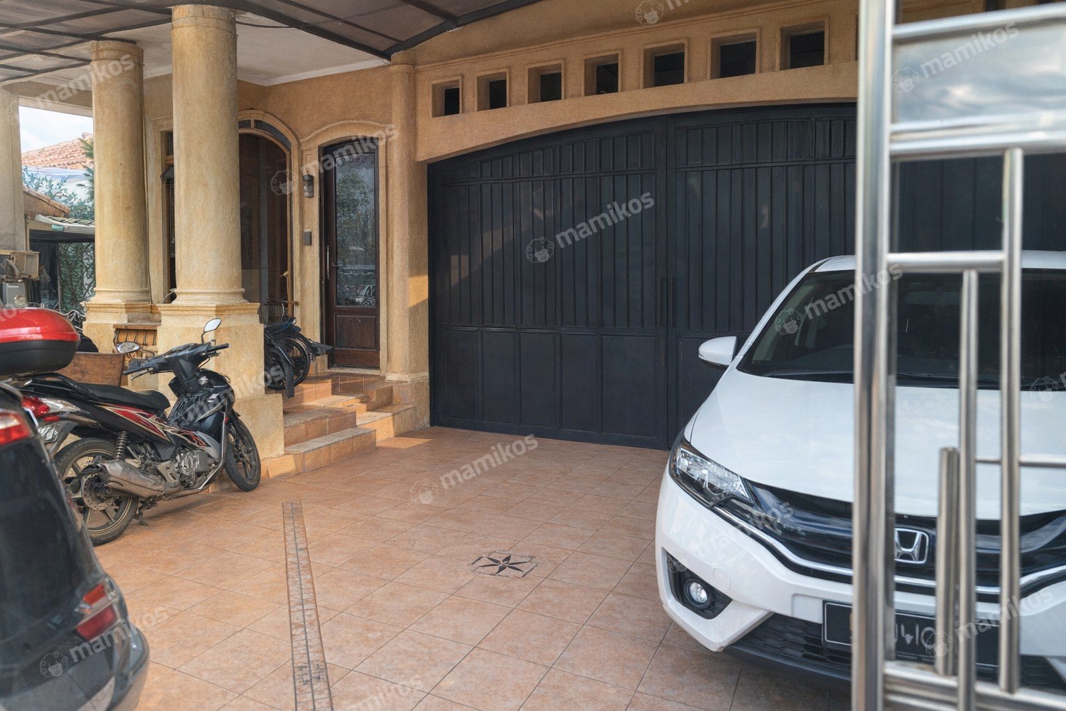 Rumah Sertifikat SHM 4 Kamar Tidur 5 Kamar Mandi Kav DKI Jakarta Barat - Photo 5